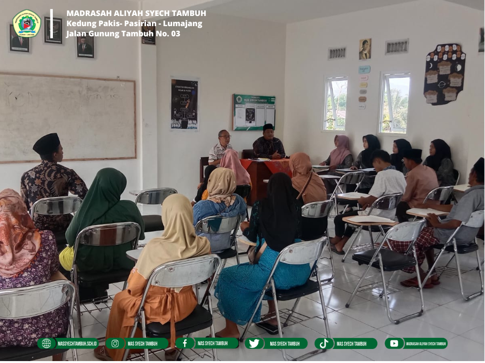 Penyerahan Raport Semester Ganjil Tahun Pelajaran 2024/2025