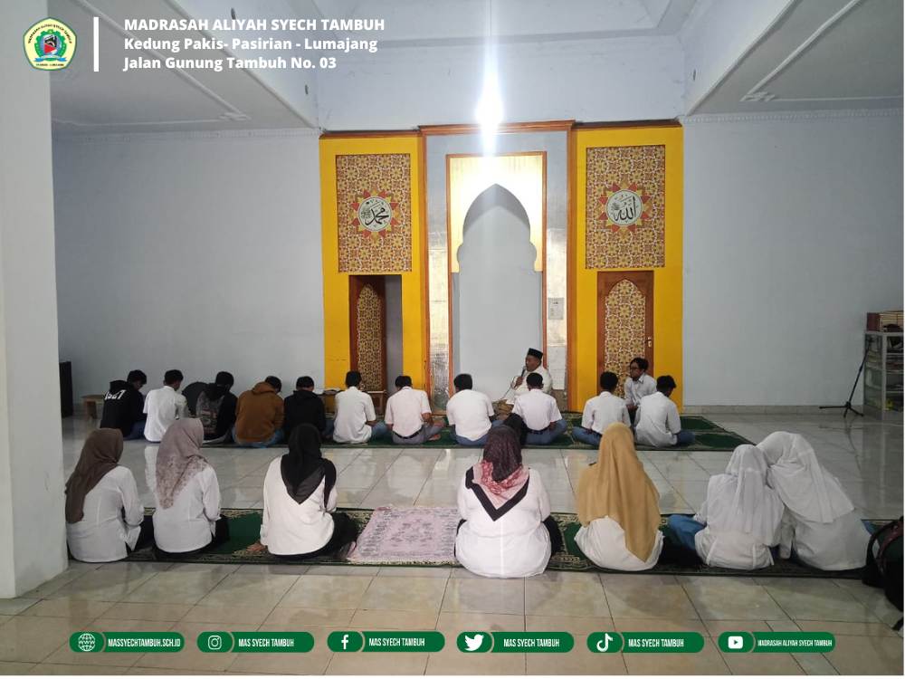Pembacaan Istighosah dan Hizib Nashor Setiap Hari Senin Oleh Seluruh Warga Madrasah